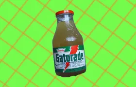Vintage Stokely-Van Camp's Gatorade quart glass bottle with lemon-lime Thirst Quencher label