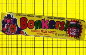 Bonkers assorted fruit candy bar wrapper with Ninja Turtles sticker offer